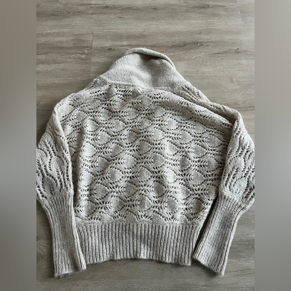 Free People Cowl Neck Wool Crochet Knit Cardigan SZ S - Picture 5 of 5